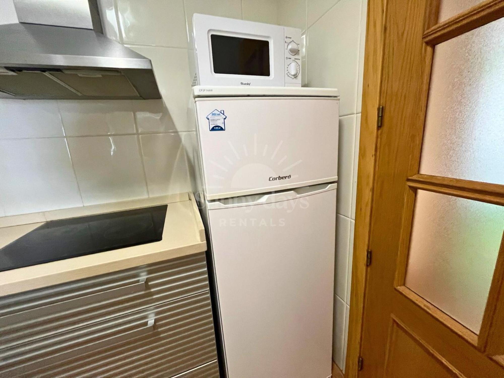 Acogedor Apartamento A 30 Metros De La Playa - Wifi - Smarttv Almería Kültér fotó